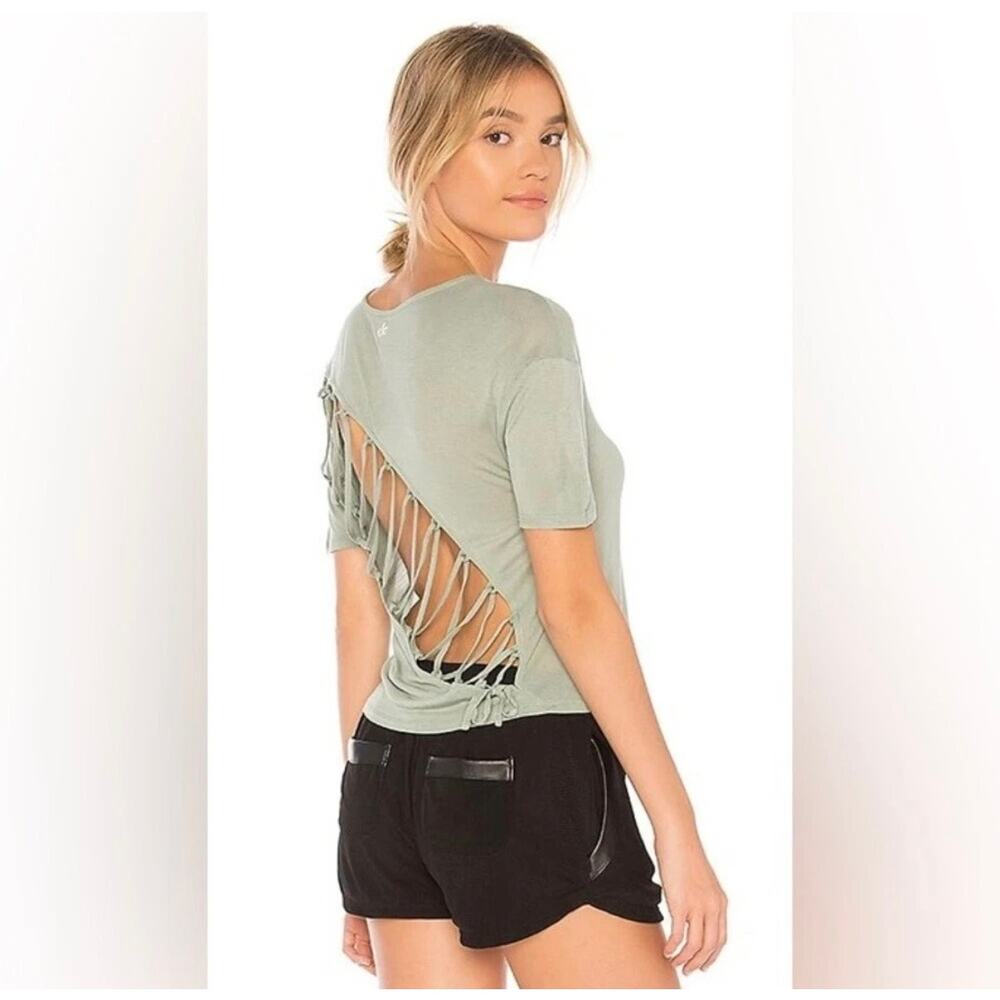 Alo Yoga Entwine Lace Back Short Sleeve Sage Green Top Size XS